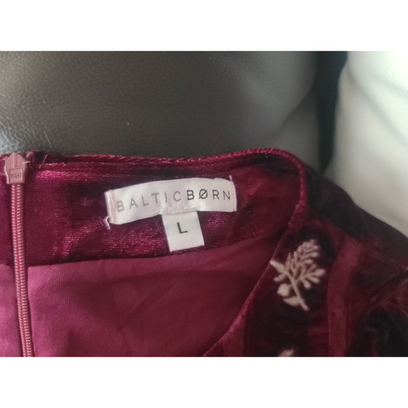 Sold! Baltic Born Ingrid Velvet Burgundy Renaissance Maxi Dress L - Picture 6 of 6